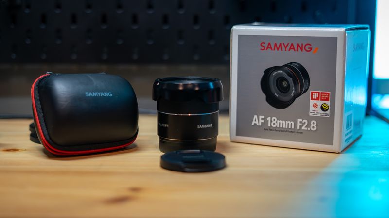 Samyang AF 18mm F2 Sony FE E-Mount - Gran Angular