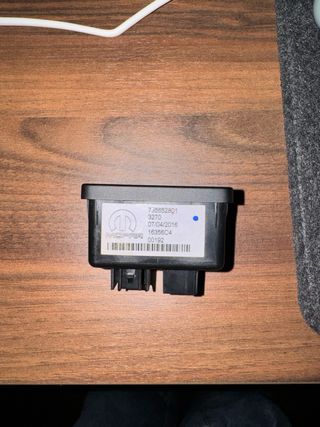 Modulo electronico toma usb y aux Fiat tipo
