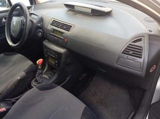 Citroen 479000 puerta delantera izquierda c4