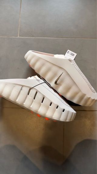 Nike Mind 001 Zuecos Naranja Blanco