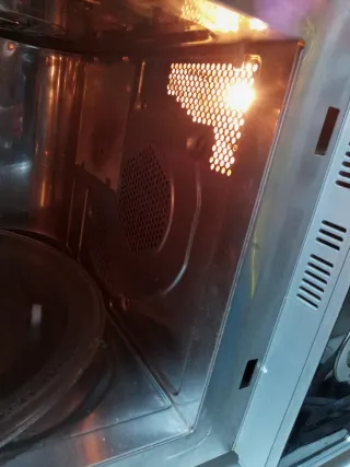 Microondas LG Grill y Convección 32L