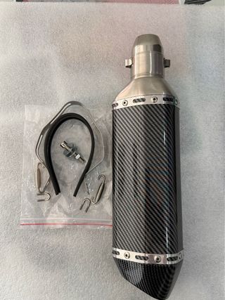 Escape Moto Carbono Universal 38-51mm