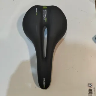 Pack Casco y Sillín Ciclismo Urbano