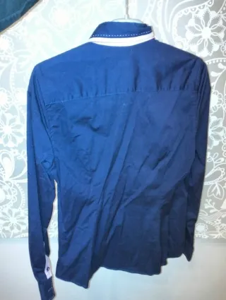 Camisa elegante azul y rosa