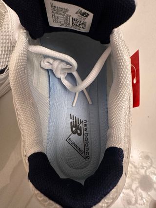 New Balance 530 Plata y Blanco