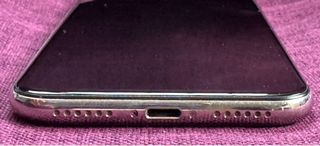 iPhone X, batería 71%, 64GB