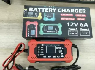 Cargador Batería Coche 12V 6A EAFC