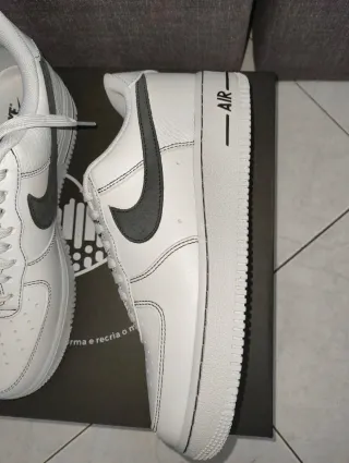 Tênis Nike Air Force 1 Branco e Preto