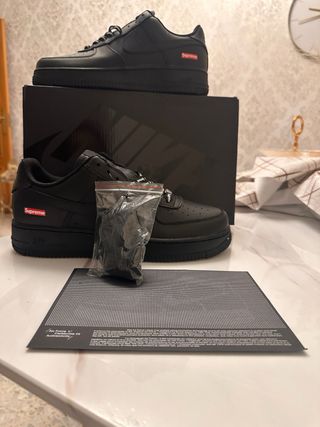Nike Air Force 1 Supreme Negras
