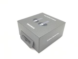 in-ear samsung buds 4 pro