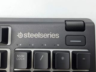 teclado alfanumerico steelseries apex 3