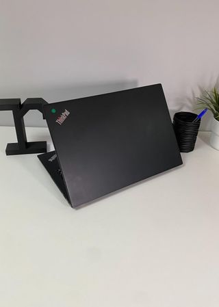 Portátil Lenovo T14S G2 i5 11a 8Gb RAM, 14"