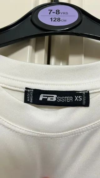 Camiseta blanca manga larga con estampado