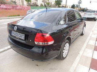 Volkswagen Polo Sedan