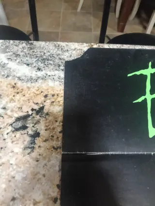 Póster gigantes de los Simpson y tomb rider (Lara)