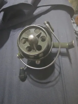 Carrete de pesca antiguo