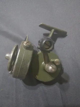 Carrete de pesca antiguo