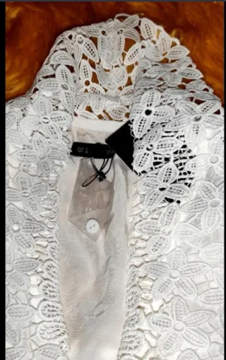 Camisa blanca encaje cuello bobo Talla S