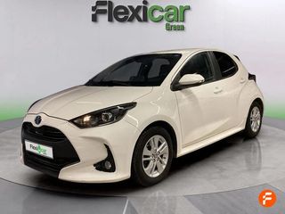 Toyota Yaris 1.5 120H Business Plus