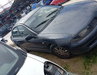 Puerta delantera derecha mitsubishi carisma 478919