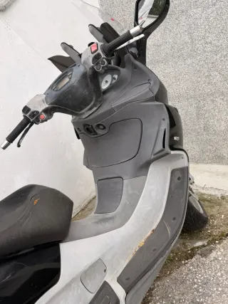 Piaggio Scooter para despiece o arreglarle 4 cosas