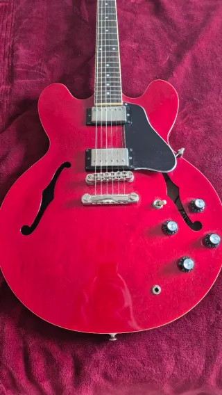 OFERTA Epiphone 335 Cherry Red Inspired by Gibson