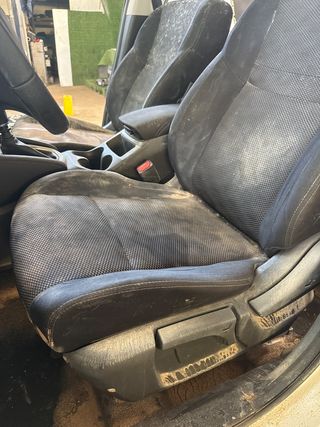 JUEGO ASIENTOS COMPLETO NISSAN QASHQAI (J11E)