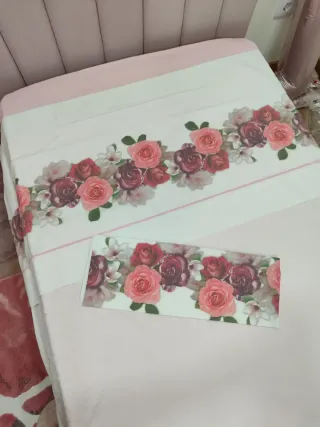 Cama solteiro com cabeceira completamente NOVA