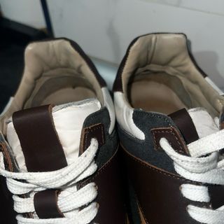 Zapatos Pedro del Hierro Marrones y Blancos