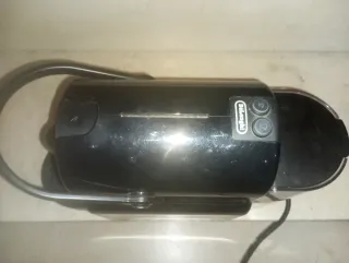 Macchina da caffè DeLonghi nera