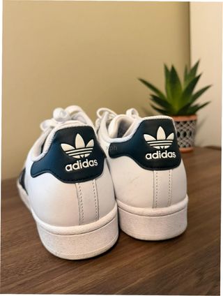 Adidas Superstar Talla 42 Blancas Negras