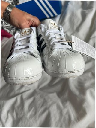 Adidas Superstar Talla 36 Blancas y Negras