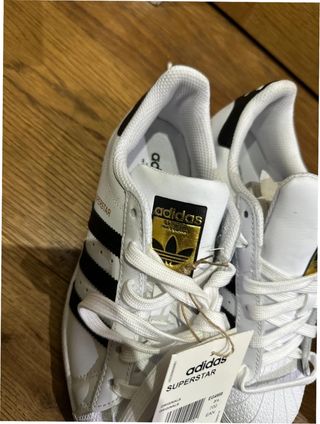 Adidas Superstar Talla 44 Blanco y Negro