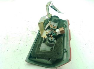 Piloto trasero izquierdo nissan patrol gr 22743985