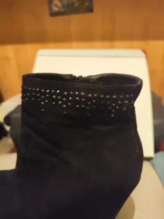 Botines ante negros talla 40