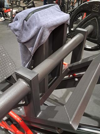 Toalla de gym con agarre y bolsillo