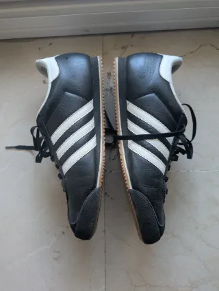 Zapatillas Adidas K74 Negras