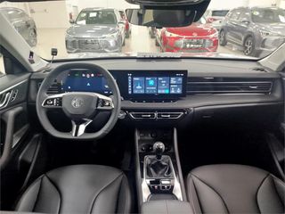MG HS 1.5T MANUAL LUXURY