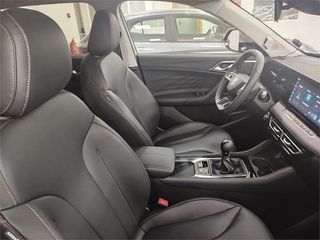 MG HS 1.5T MANUAL LUXURY