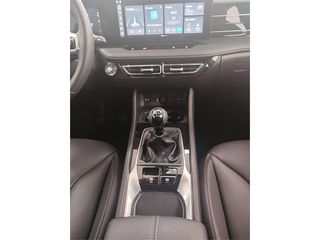 MG HS 1.5T MANUAL LUXURY