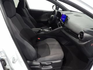 TOYOTA C-HR 2.0 220PH Advance