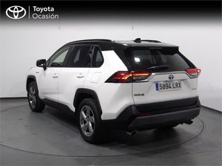 TOYOTA Rav4 2.5l 220H Advance