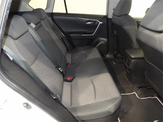 TOYOTA Rav4 2.5l 220H Advance