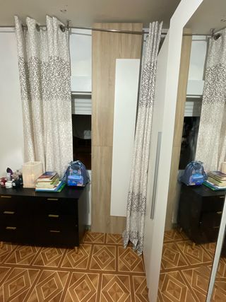 Cabecero y mesitas de noche