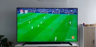 Samsung QE75Q648A TV tiene 6 meses