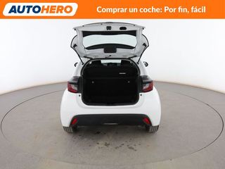 Toyota Yaris 1.5 Hybrid Business Edition