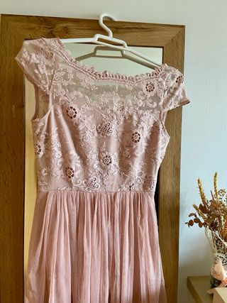 Vestido largo rosa encaje