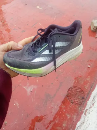 Zapatillas Adidas Negras y Verdes