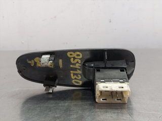 MANDO ELEVALUNAS DELANTERO DERECHO IVECO EUROCARG