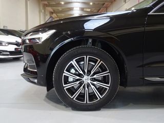 Volvo XC60 2.0 B4 D AWD Inscription Auto